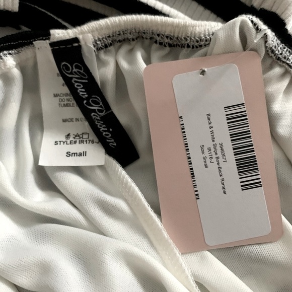 {NWOT} Women's Swim Cover Up Romper (S) - Picture 8 of 8